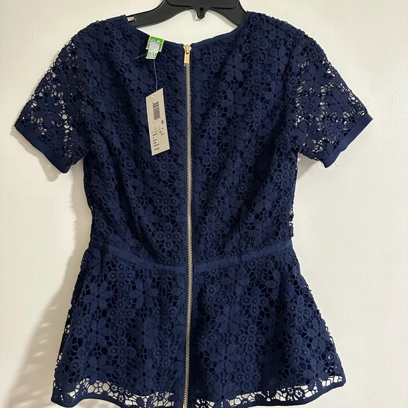 NWT CWonder 00 Navy Eyelet Short Sleeve Blouse - Picture 2 of 3